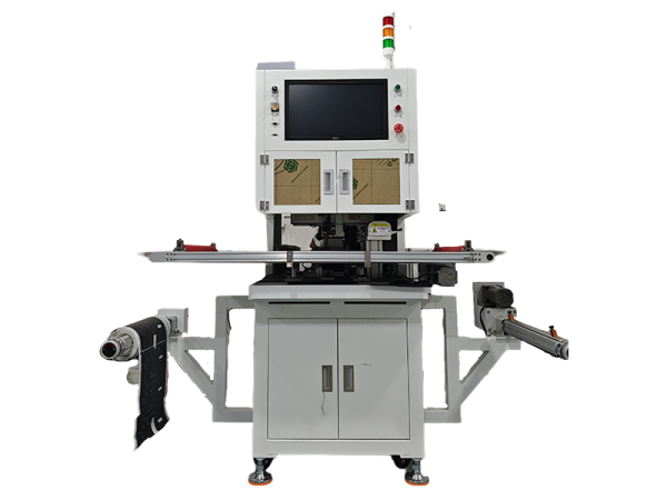 CCD visual roll-to-roll labeling machine
