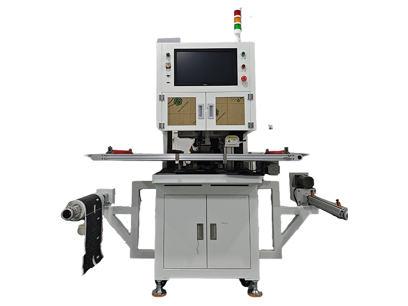 CCD visual roll-to-roll labeling machine